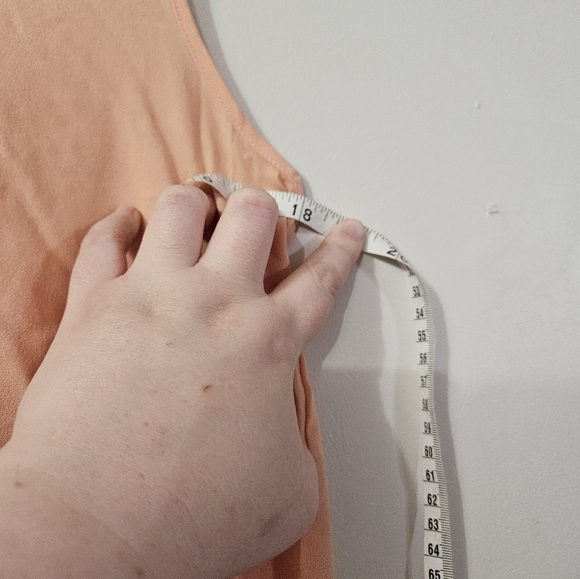 Edge Brand Peach Sleeveless Button-Up Tank Top - Picture 5 of 6